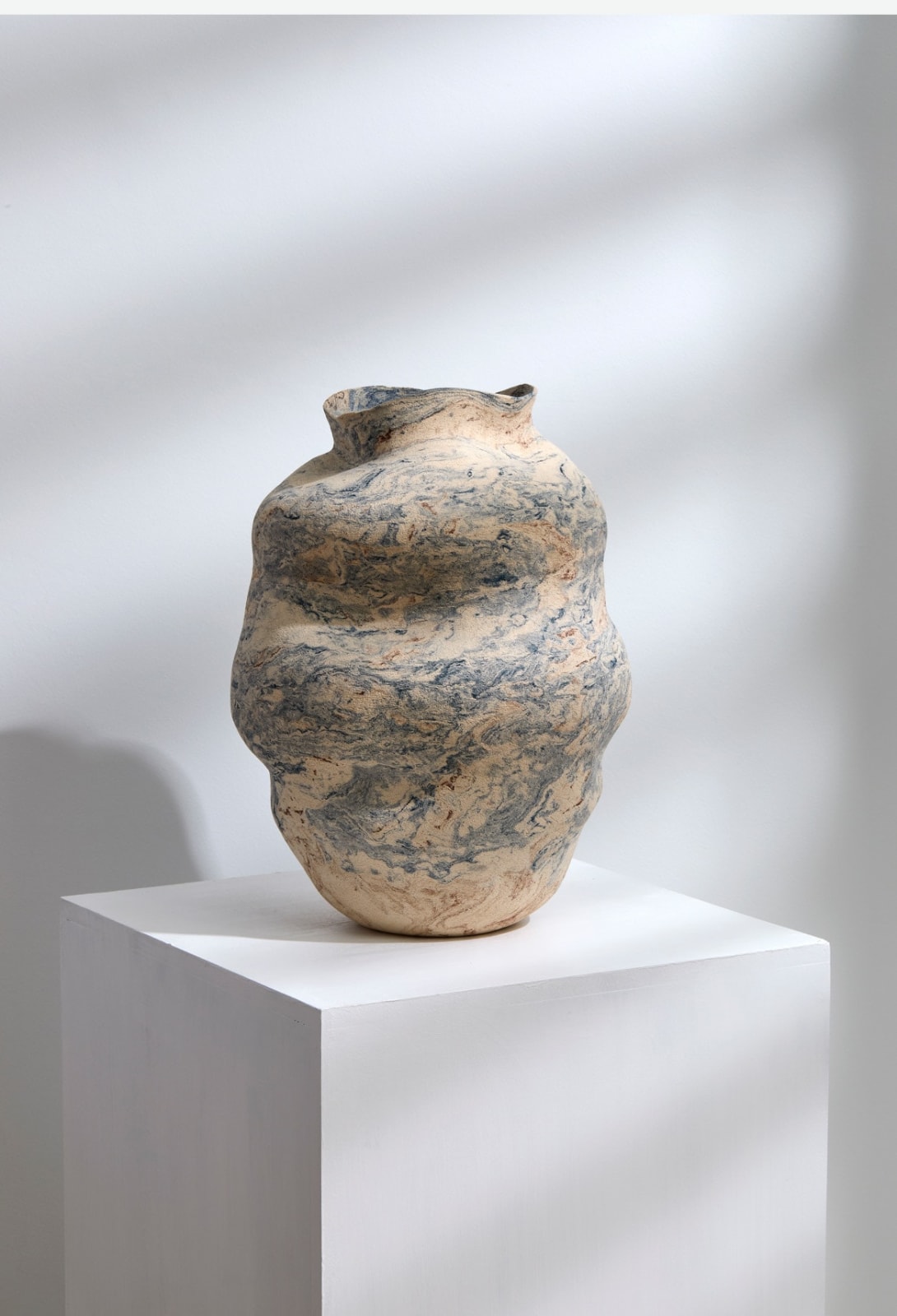 Maria Economides, Earthbound