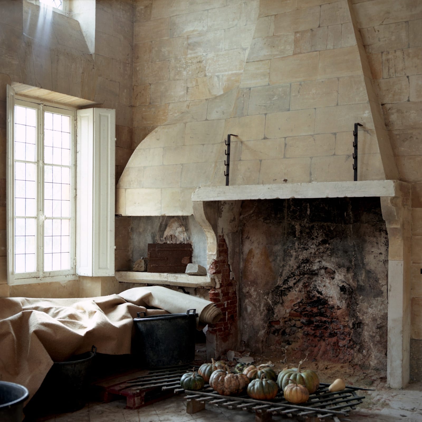 Claire Adelfang, Le Hameau de la Reine - Interieur III, 2014
