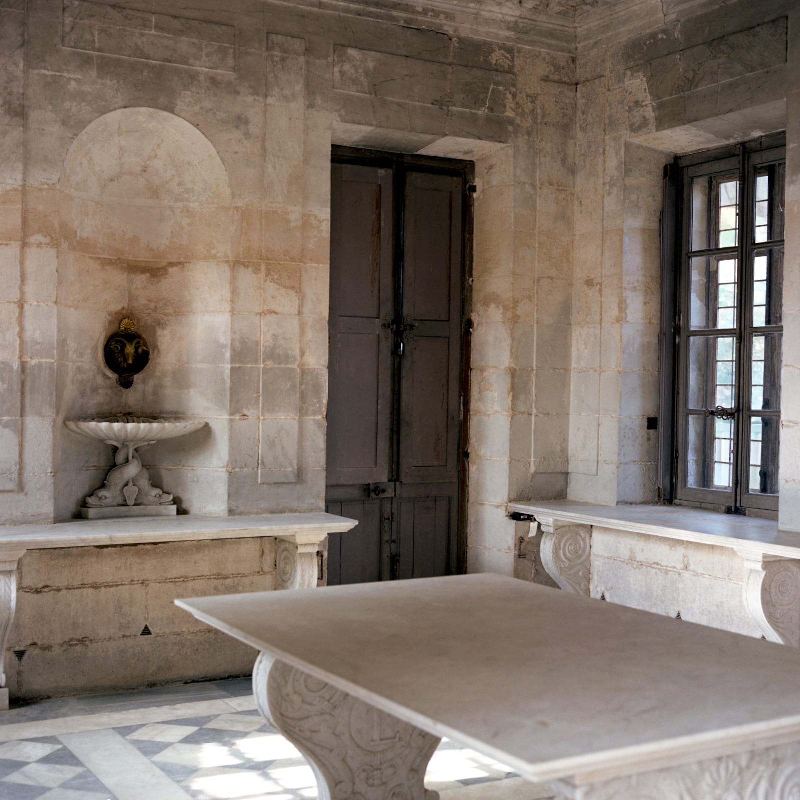 Claire Adelfang, Le Hameau de la Reine - Interieur I-2, 2014