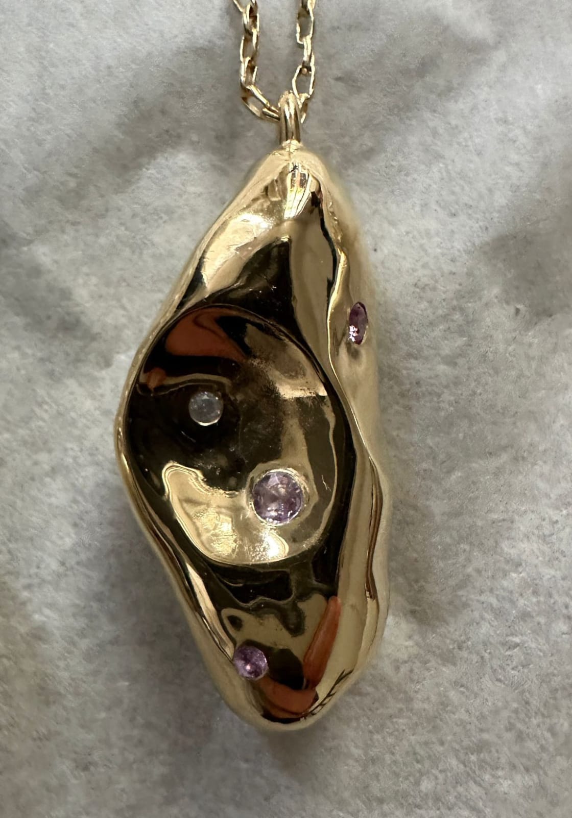 aurèce vettier, chrysalis II (Villecien), 2024