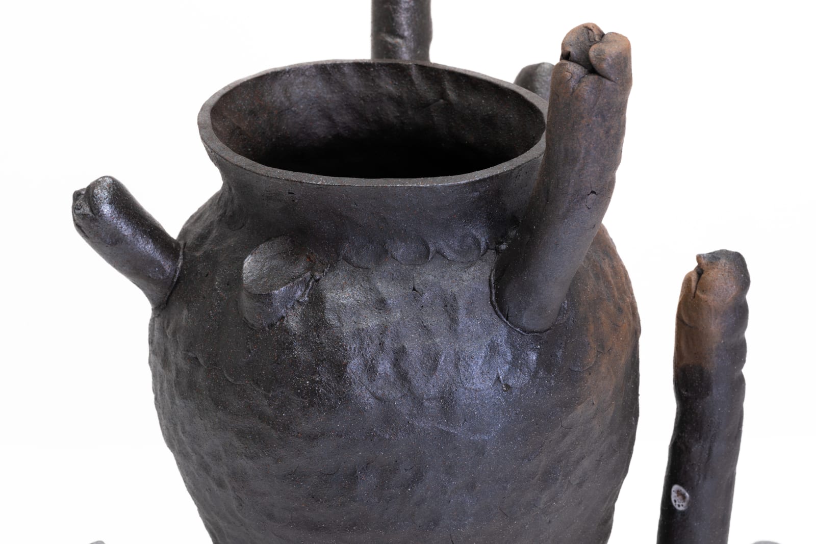 Toni De Jesus, Vaso de Altar, 2023