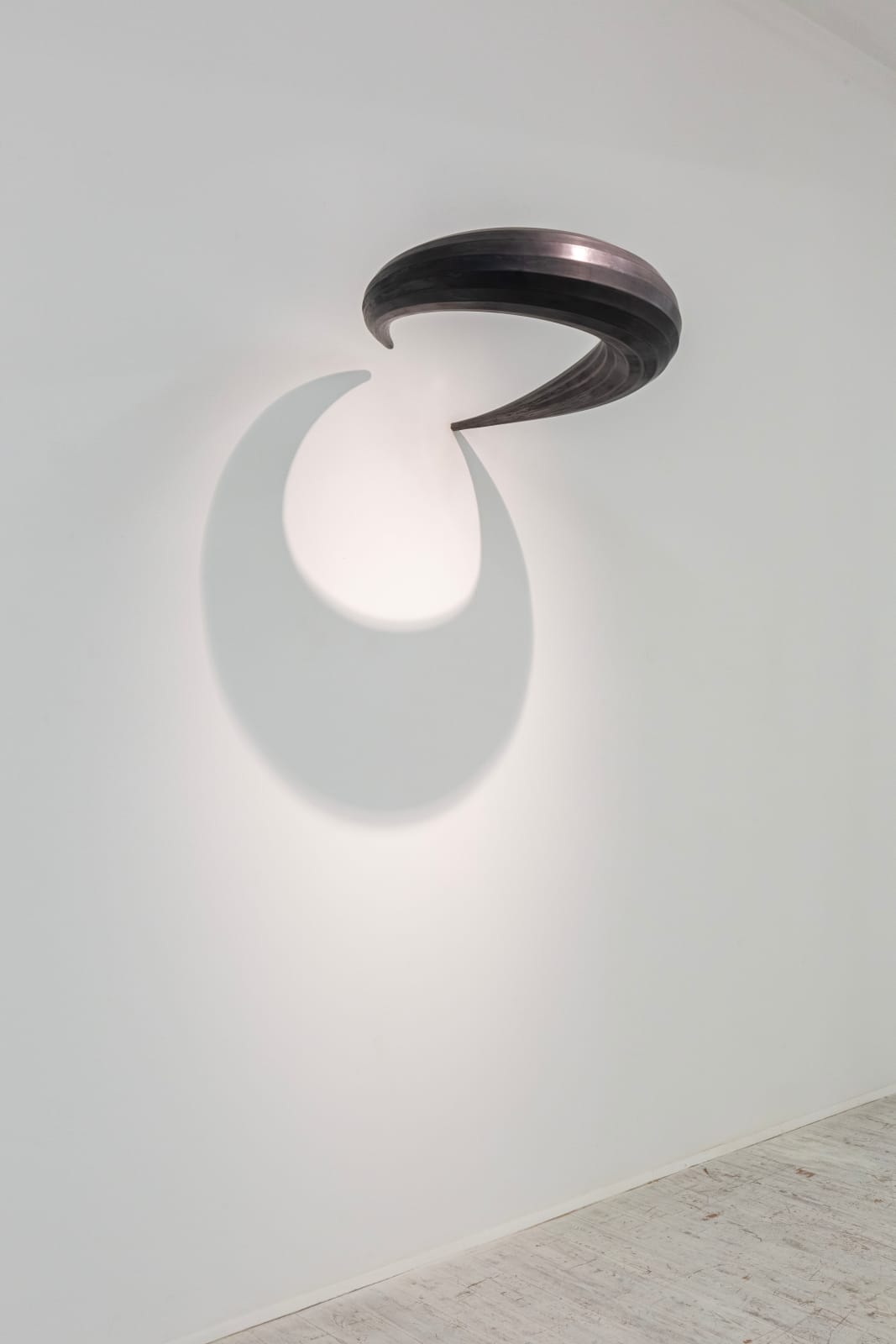 Bryan Hunt, Black U Ship, 2009-2010