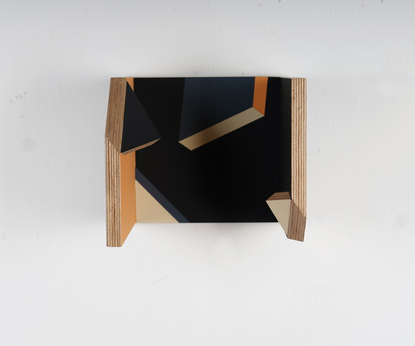 Ernesto García Sánchez, Geometry at 40 Degrees, No. 12, 2025