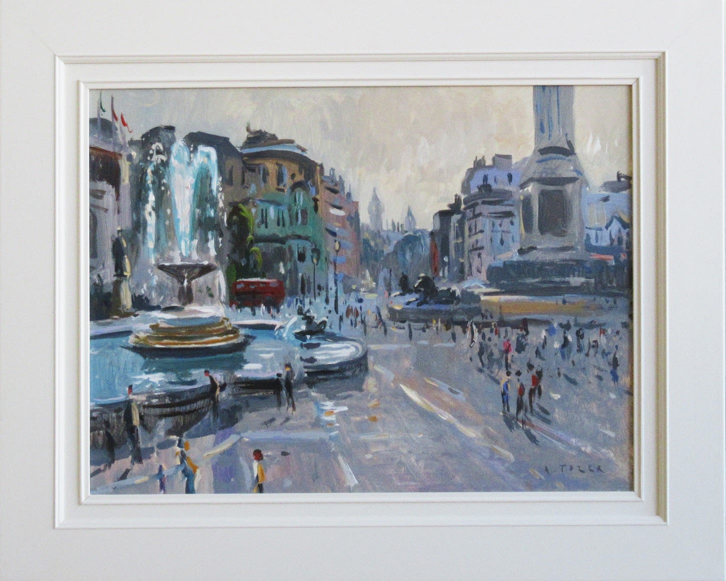 Andrew Tozer, Trafalgar Square Hazy Light, 2021