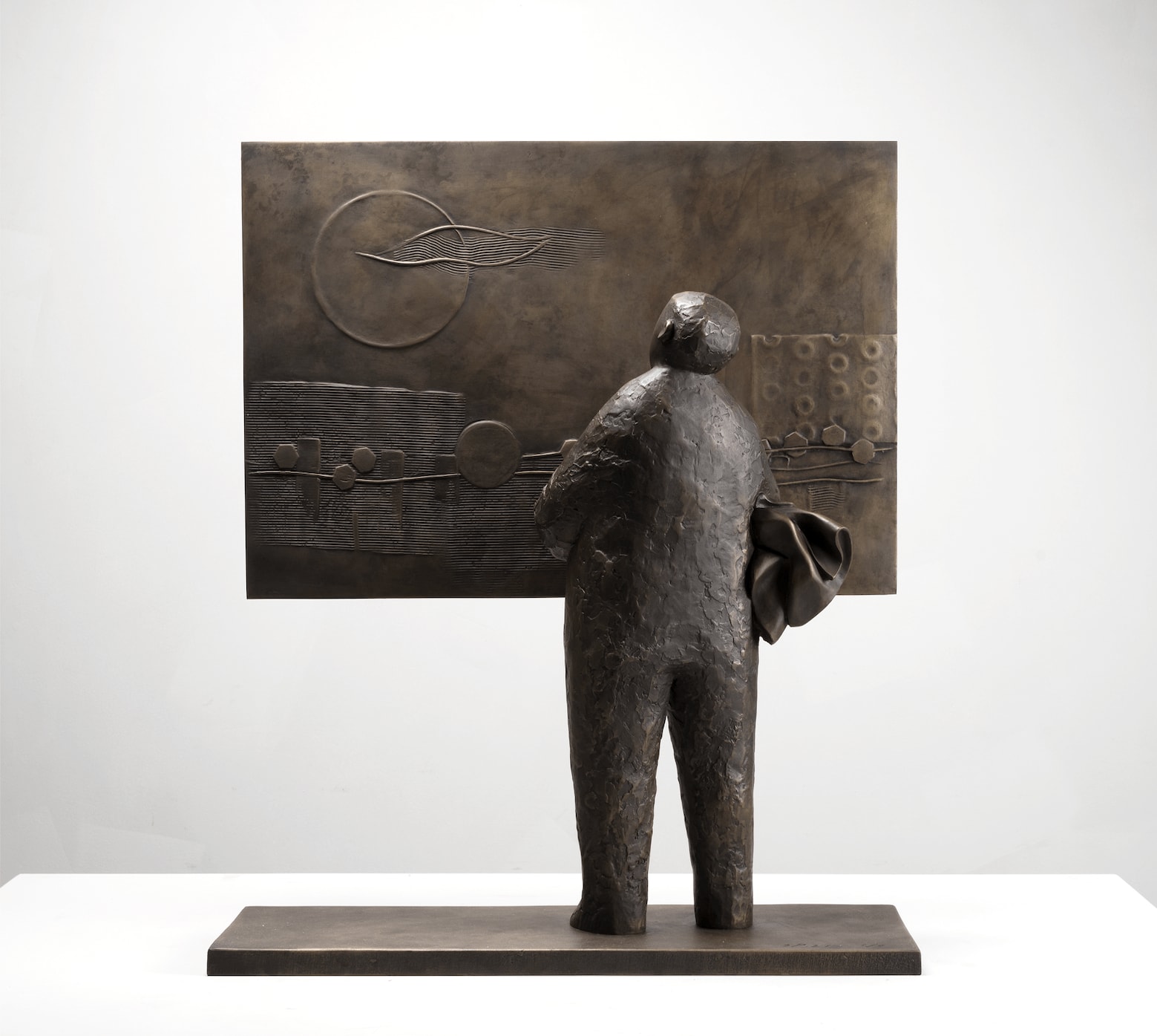 Giles Penny RWA, Man in a Gallery II