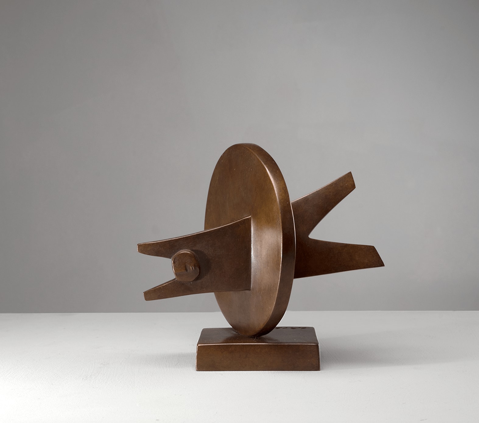 Giles Penny RWA, Man in a Disk IX