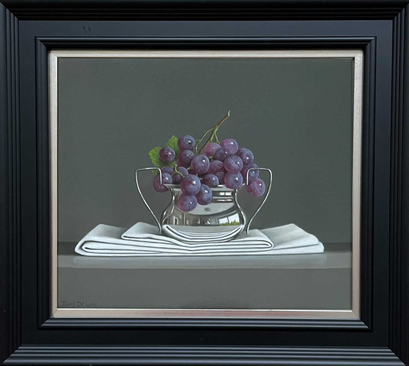 Tony de Wolf, Grapes in Silver on Folded Linen