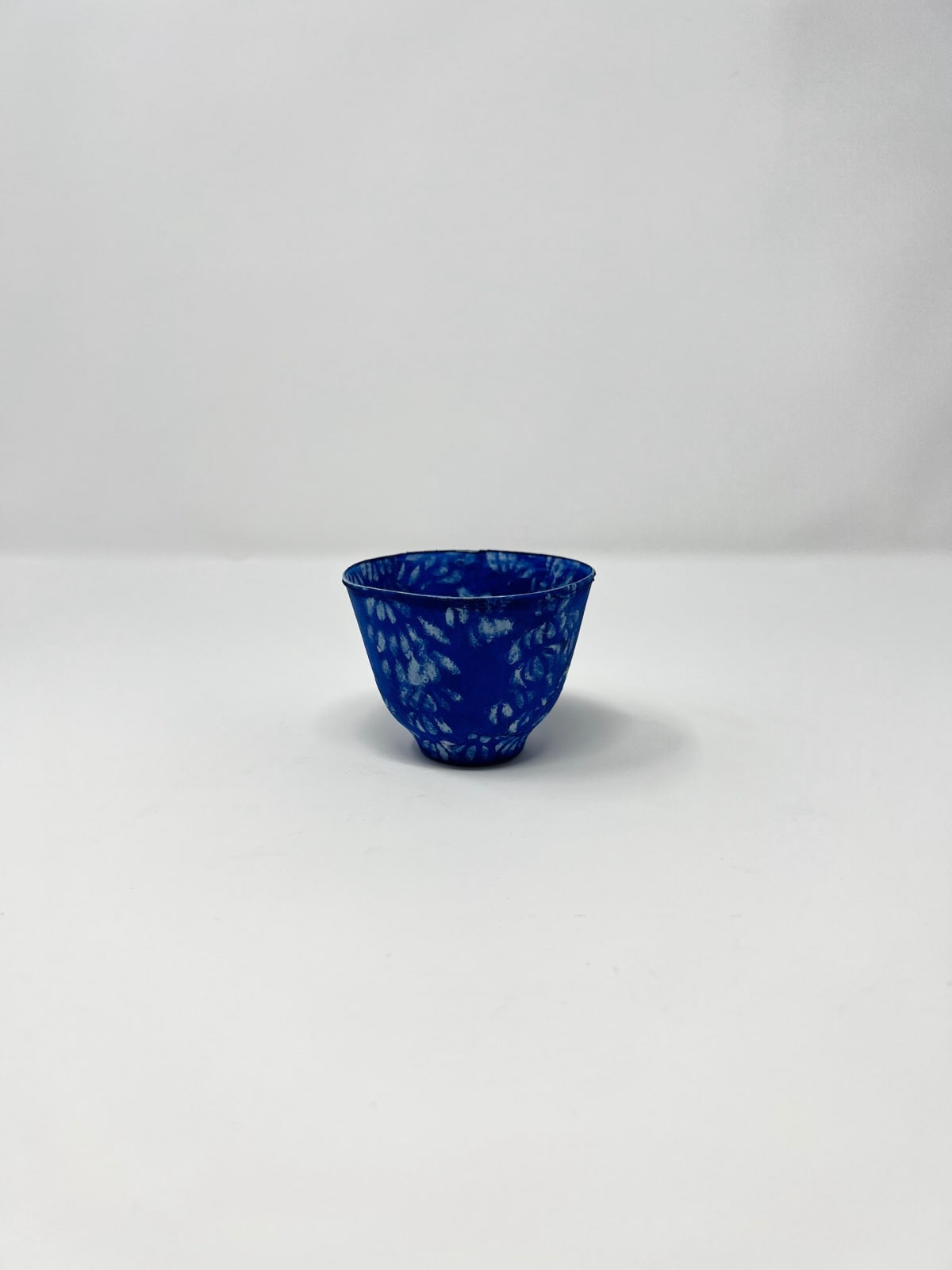 Angela A'Court PS, Small paper cup