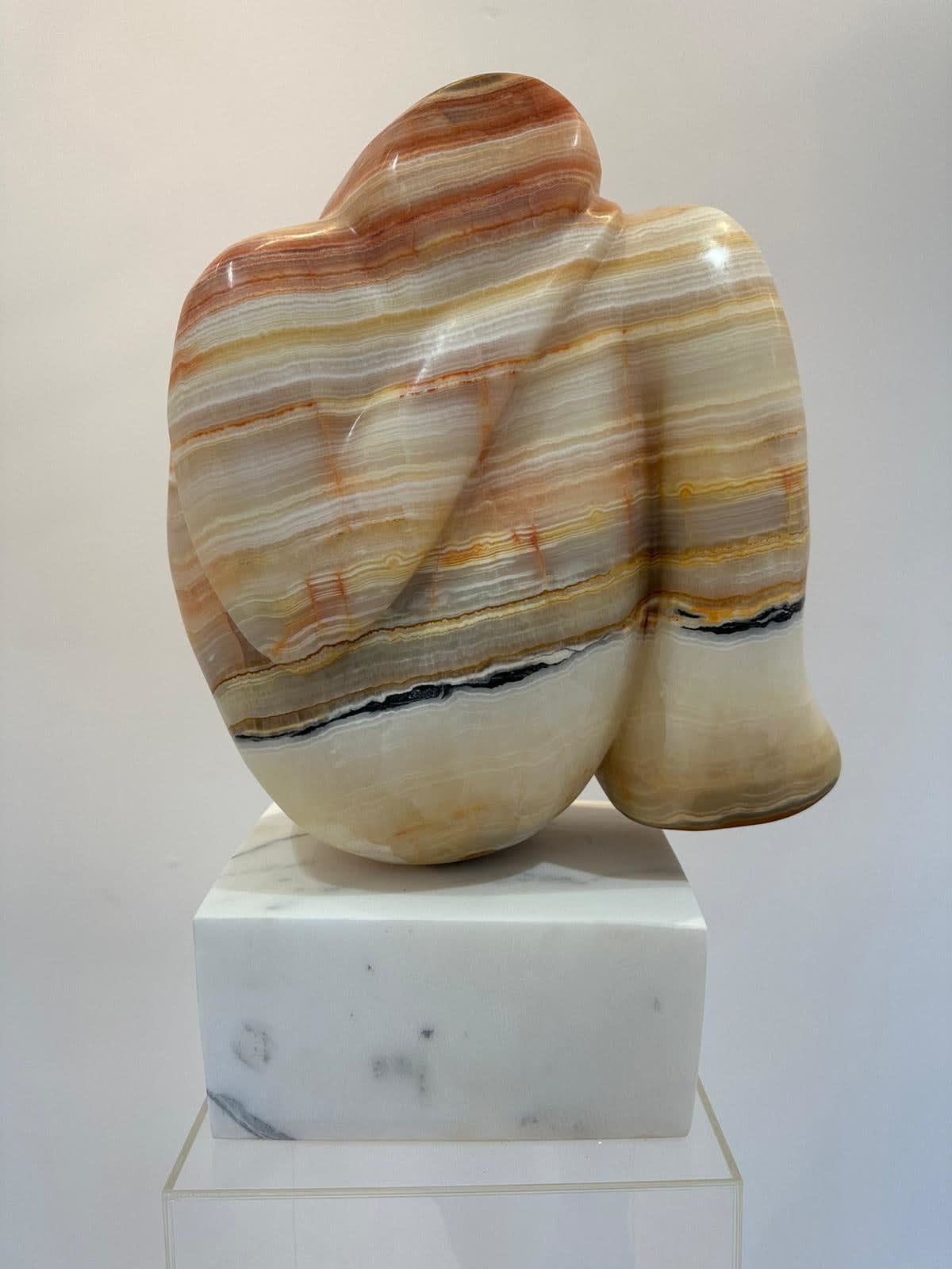 Paul Vanstone, Small Crouching Figure