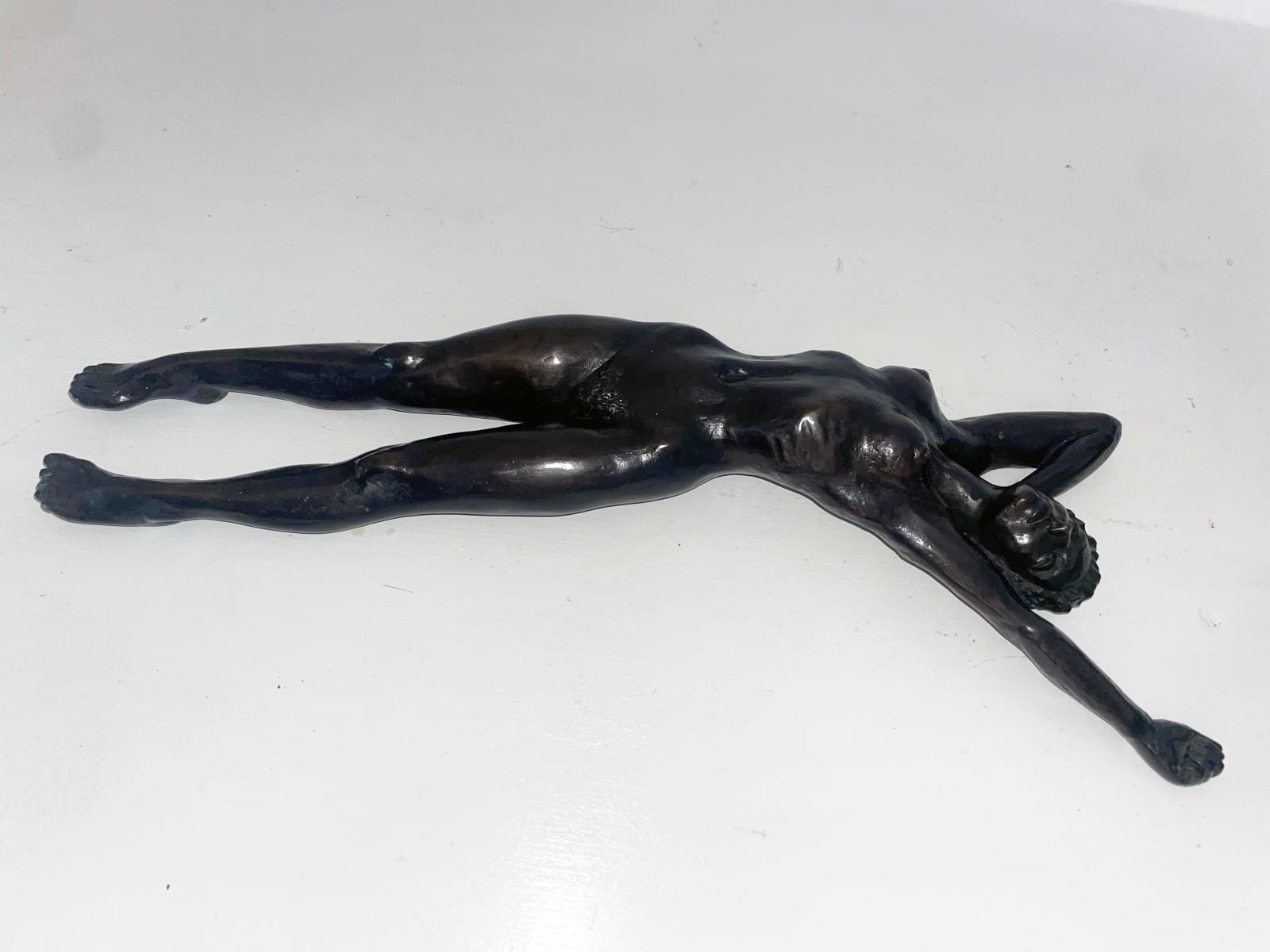 Tom Greenshields MC, Annie Lying