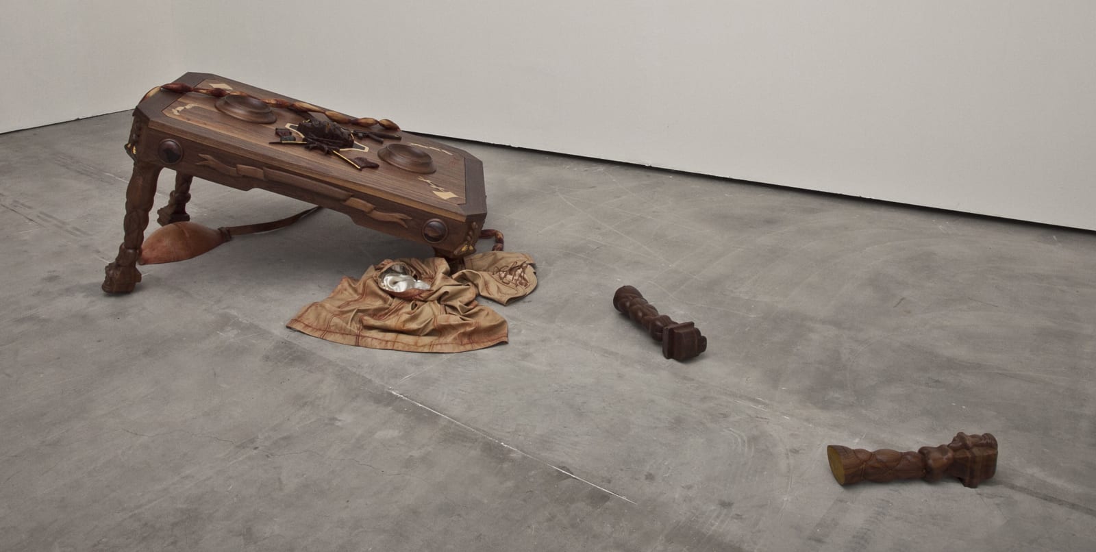 陳敬元, 桌子 Table, 2011