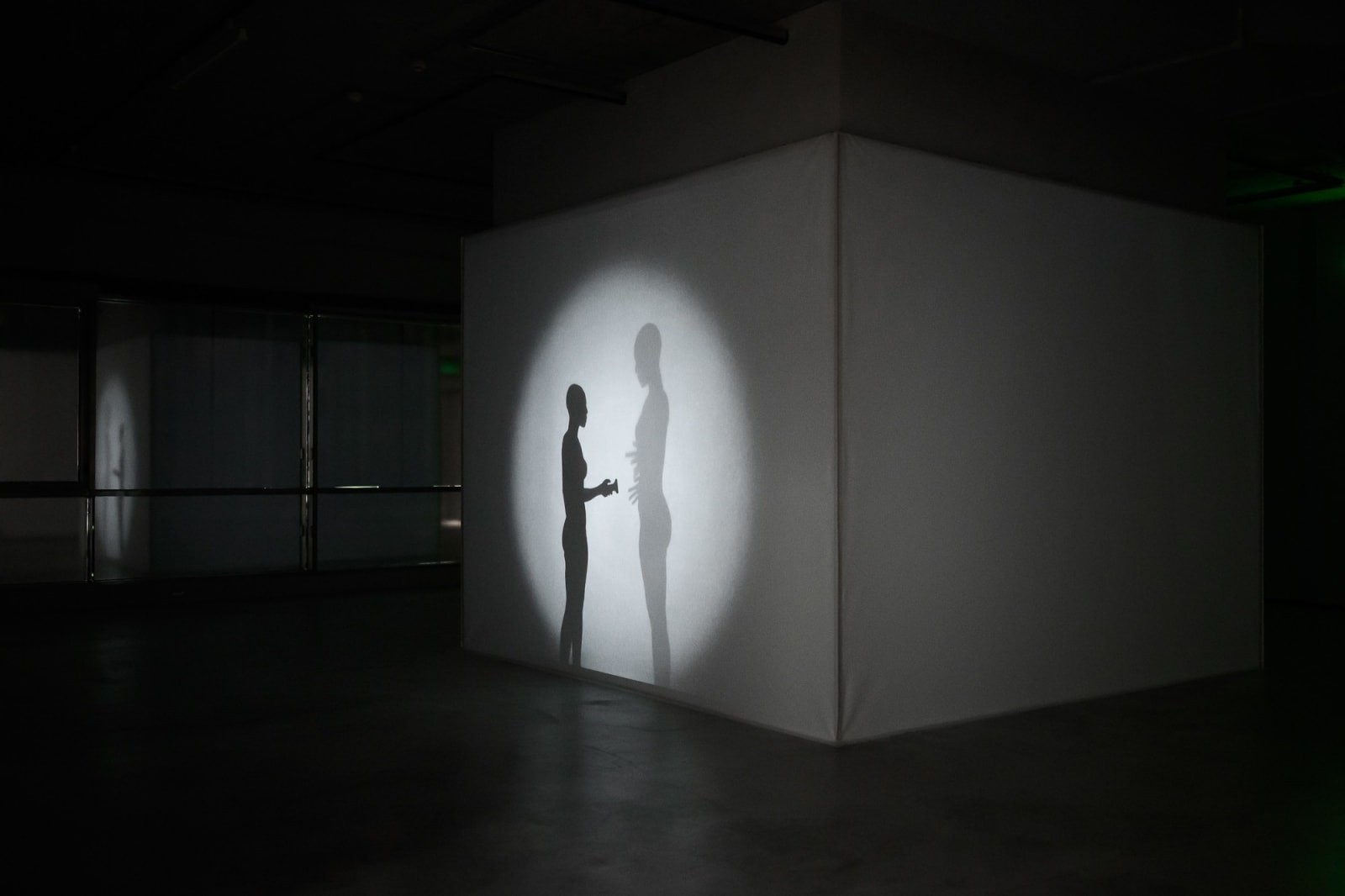 吳耿禎 Jam Wu, 穿牆術 Through the Walls, 2020