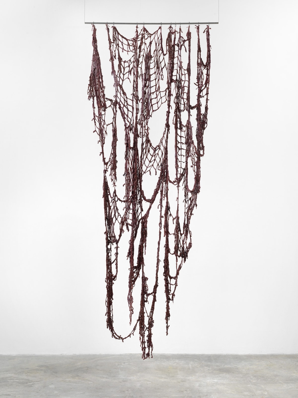 Mire Lee, Surface with many holes: nets III, 2022