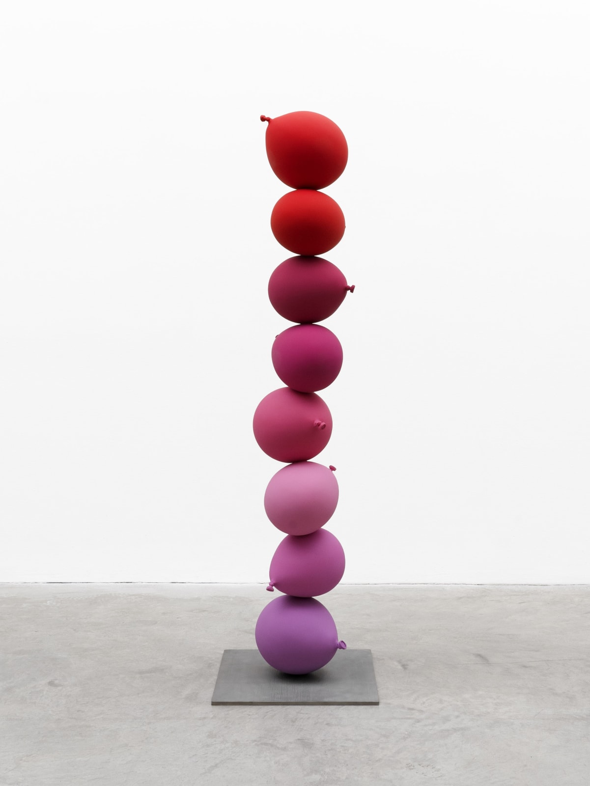 Gimhongsok, Material, 2012