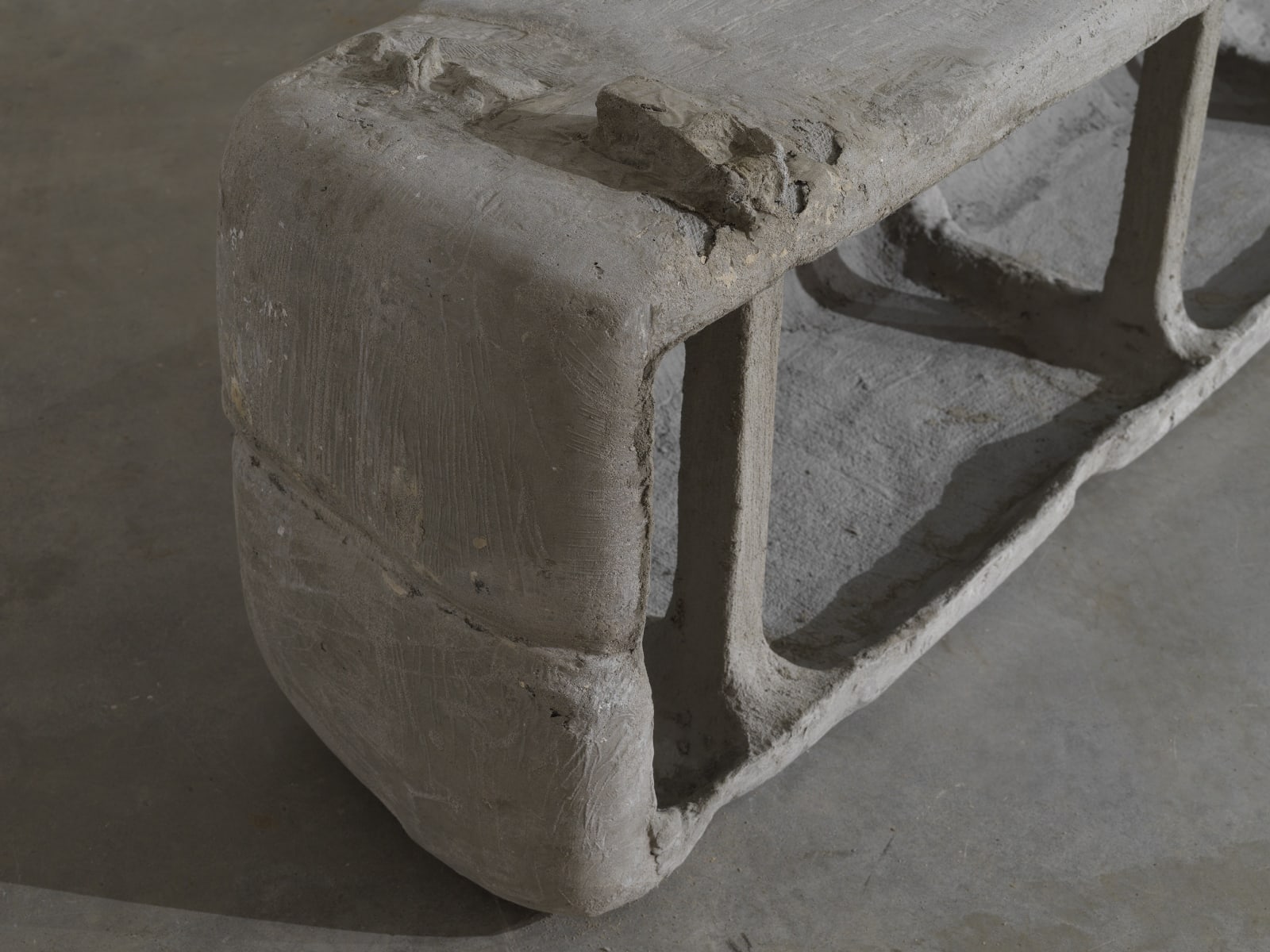 Mire Lee, Horizontal Forms; Carriers bench, 2022