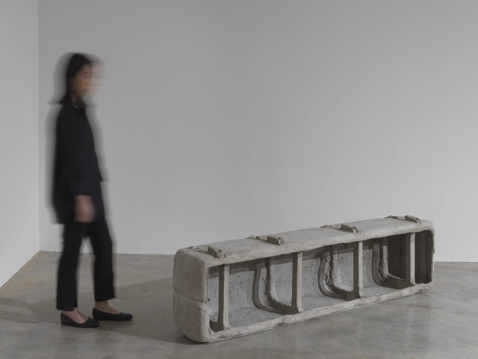 Mire Lee, Horizontal Forms; Carriers bench, 2022