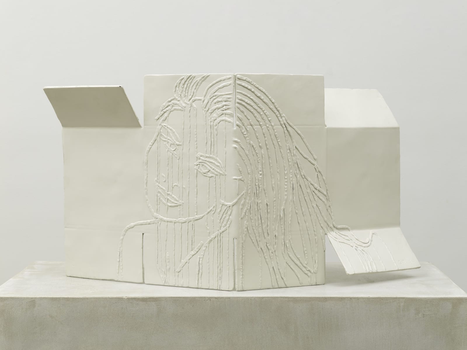 Ghada Amer, La Géante (bronze), 2021