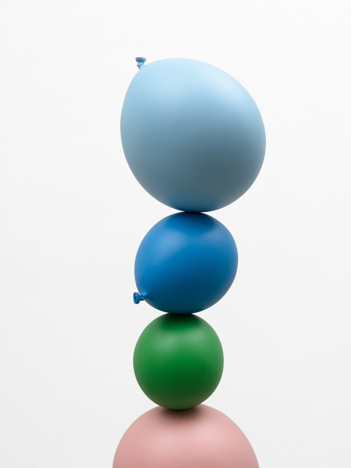 Gimhongsok, Untitled (Short People) Light Blue, Blue, Green, Gold, Silver, 2018