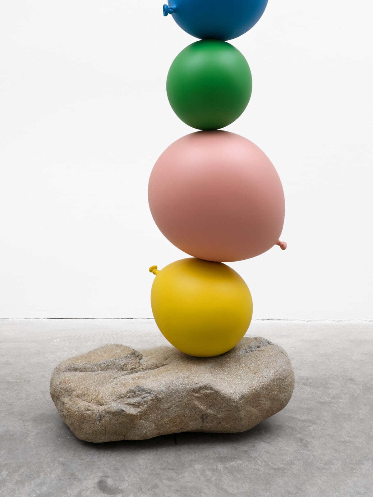 Gimhongsok, Untitled (Short People) Light Blue, Blue, Green, Gold, Silver, 2018