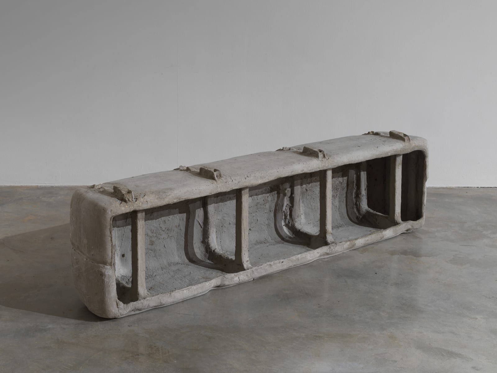 Mire Lee, Horizontal Forms; Carriers bench, 2022