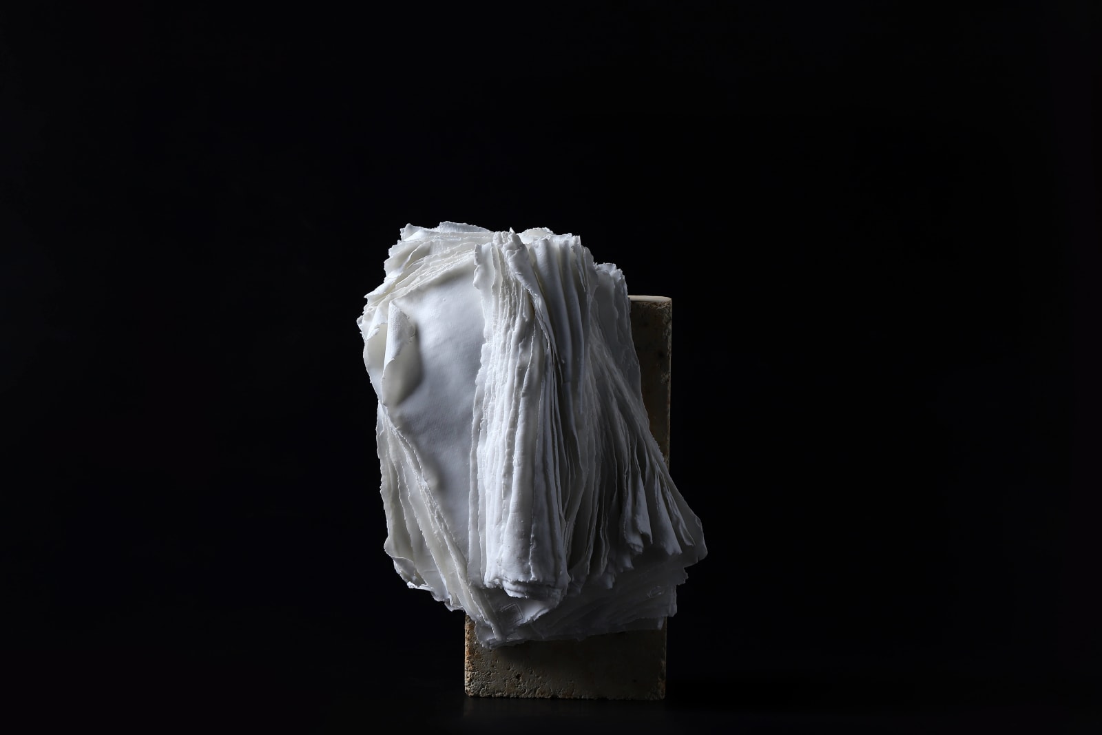 Su Xianzhong, Hanging Paper Small No.5, 2019