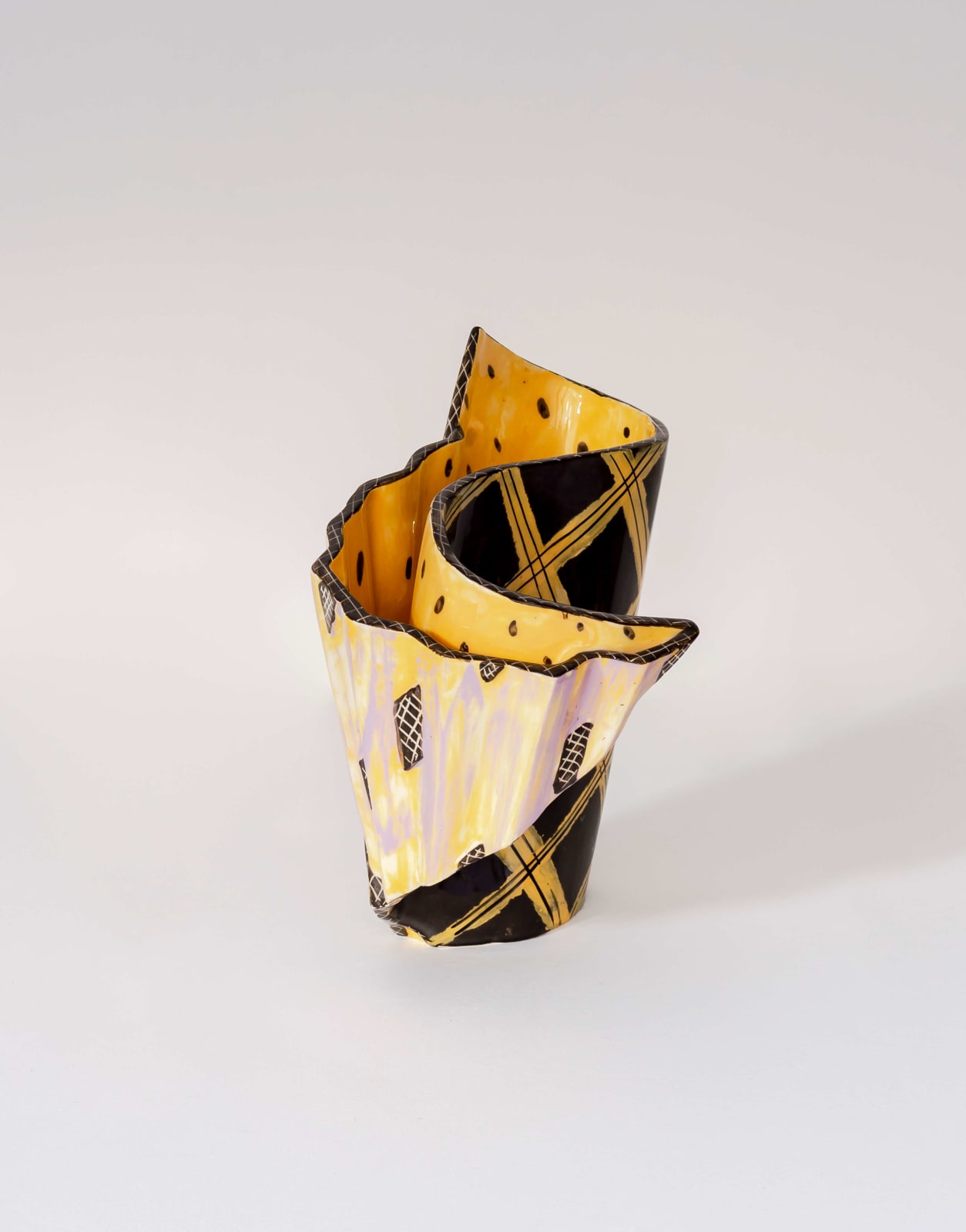Carol McNicoll, Scroll Vase, 1995