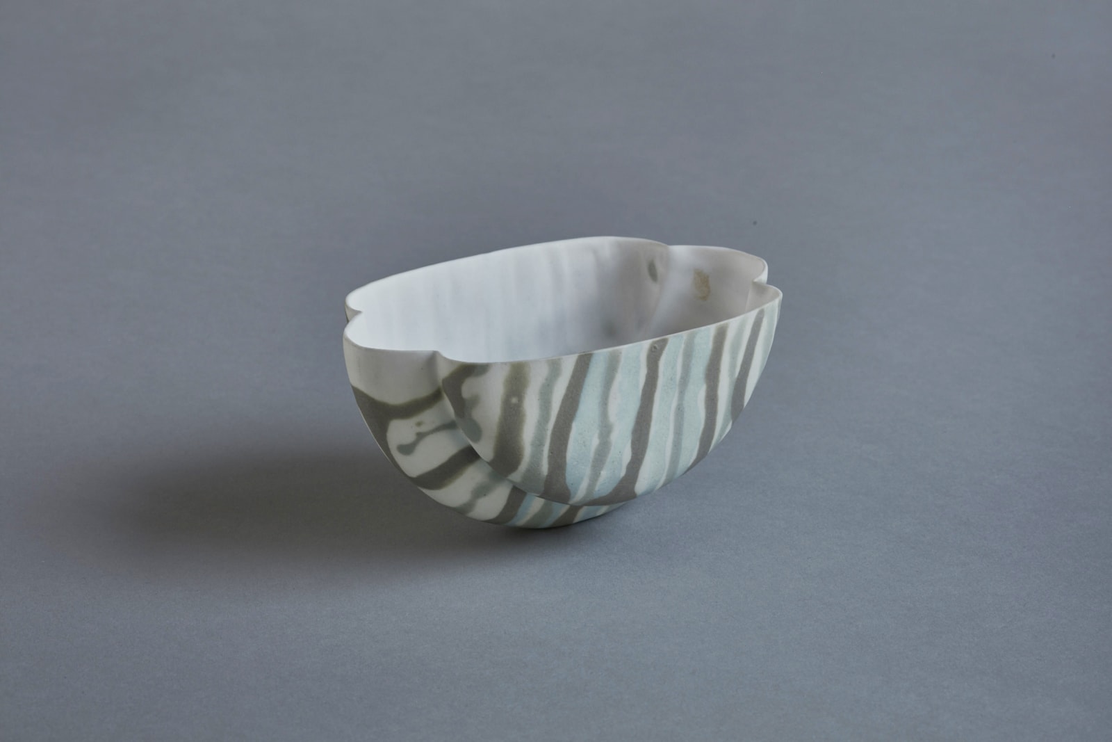 Jacqueline Poncelet, Ovoid Form Three, 1975