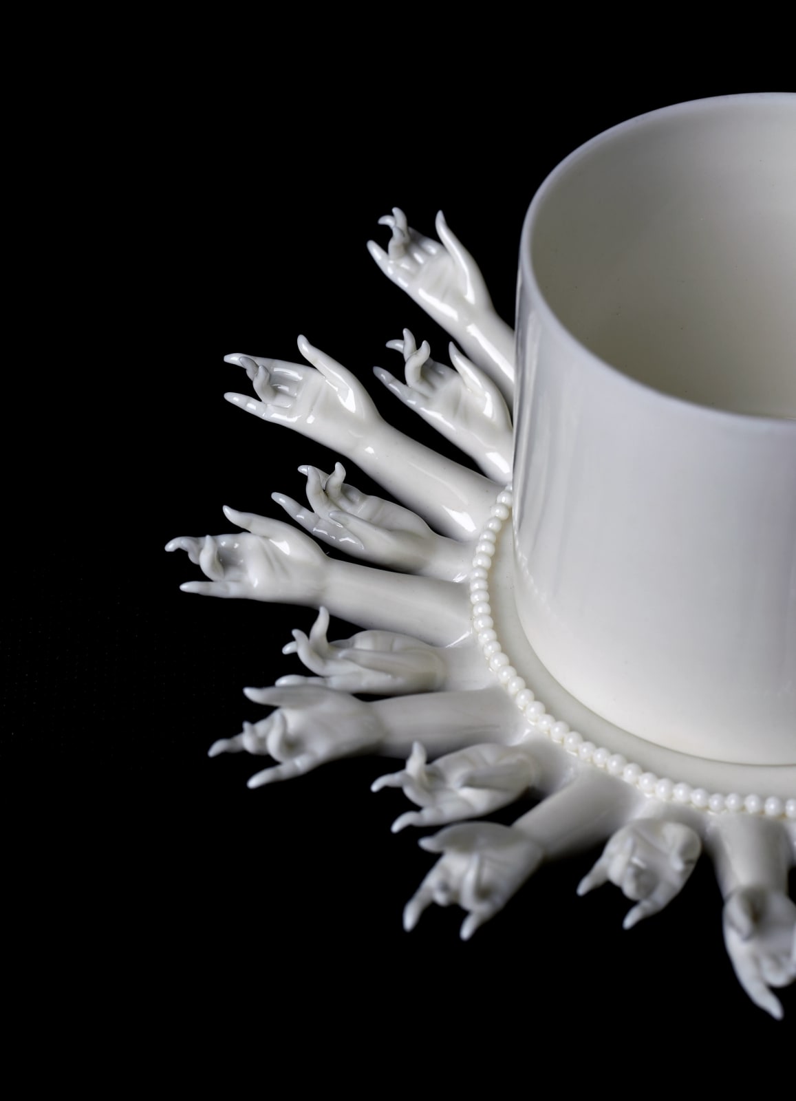 Peter Ting, Buddha Hands Cup and Saucer Single Row, 2020