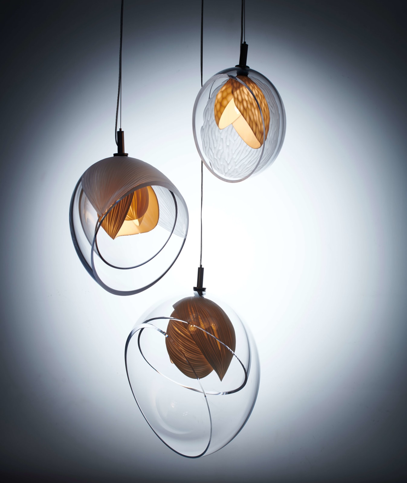 Vezzini & Chen, Gem Light - Medium, 2017