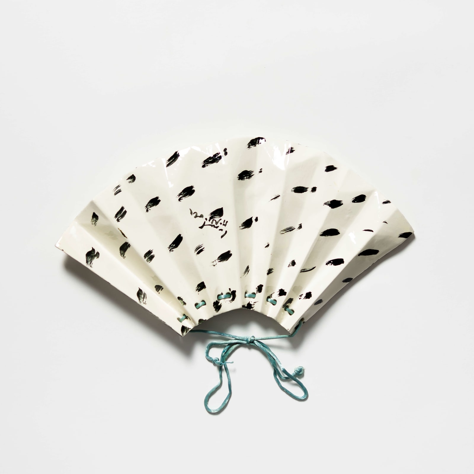 Carol McNicoll, Paper Fan Plate, 1975