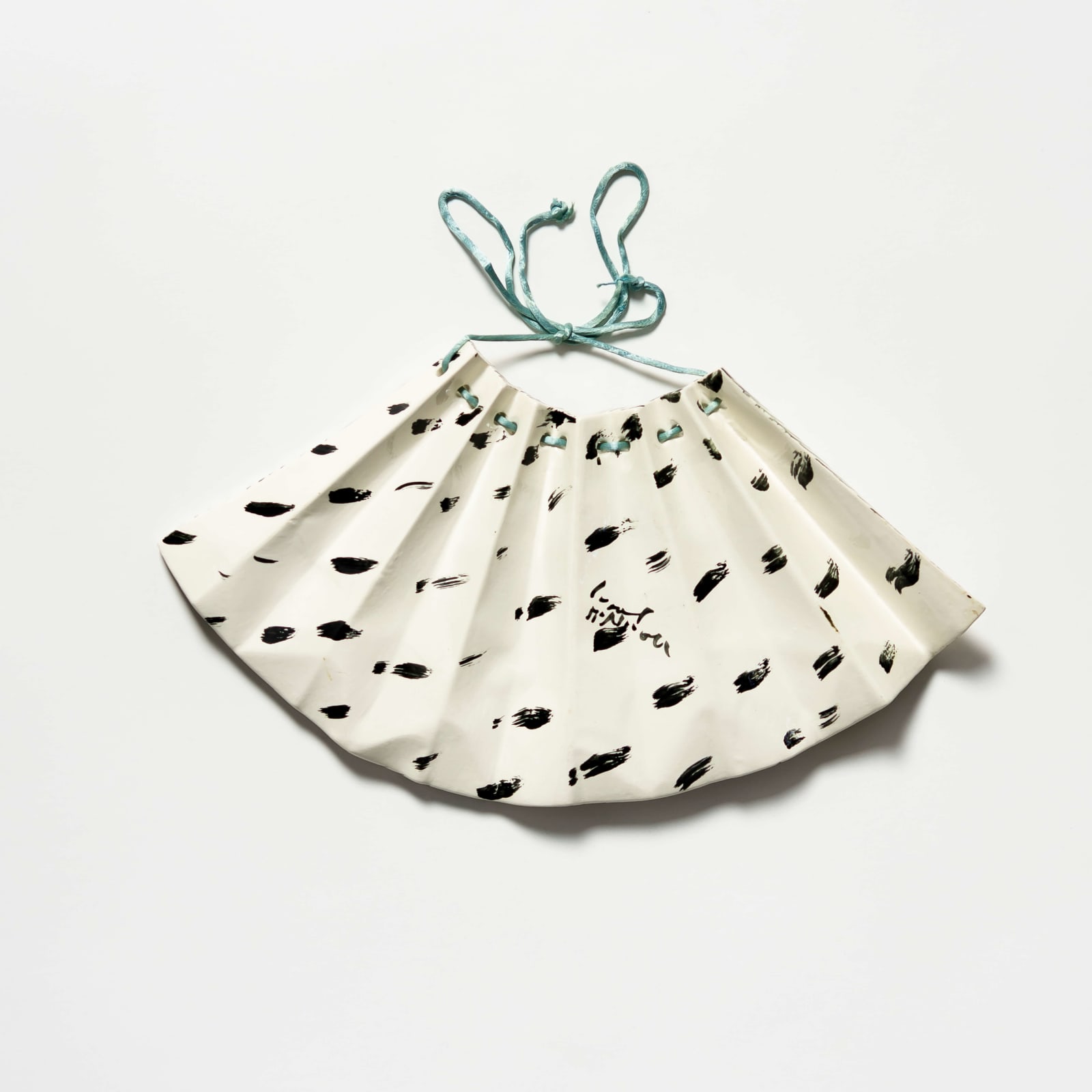 Carol McNicoll, Paper Fan Plate, 1975