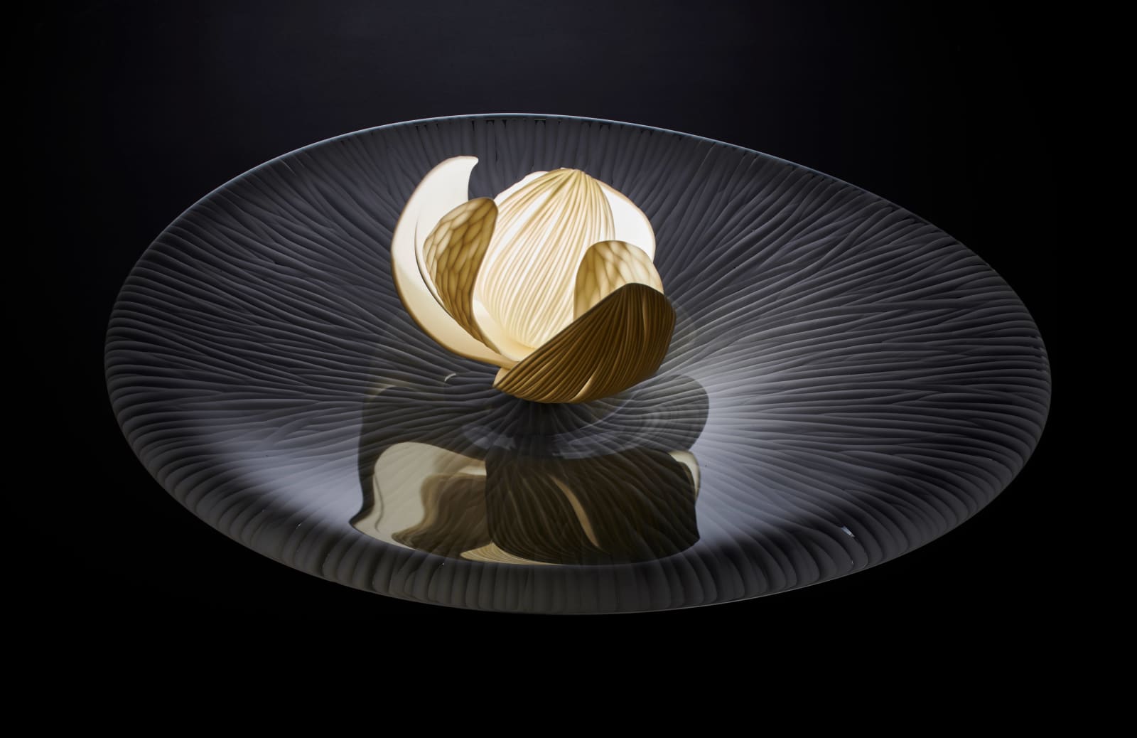 Vezzini & Chen, Lotus Table Light - Med, 2020