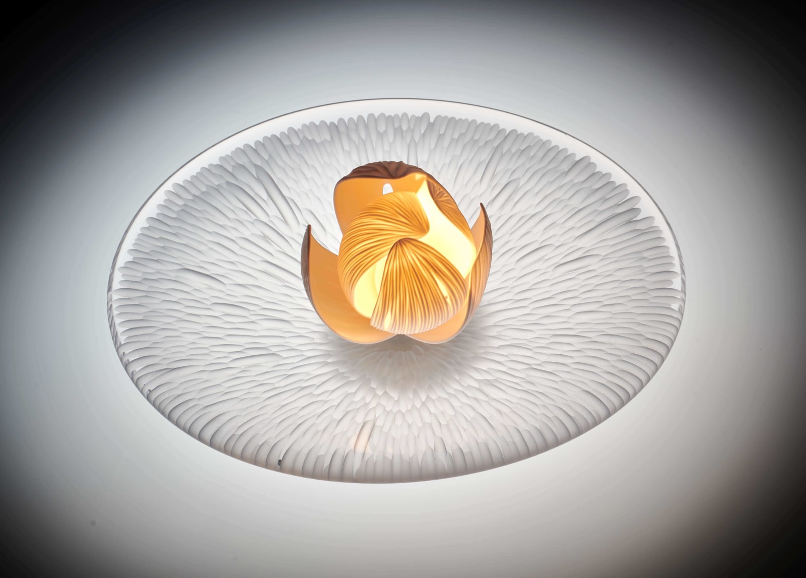 Vezzini & Chen, Lotus table light - Large, 2020
