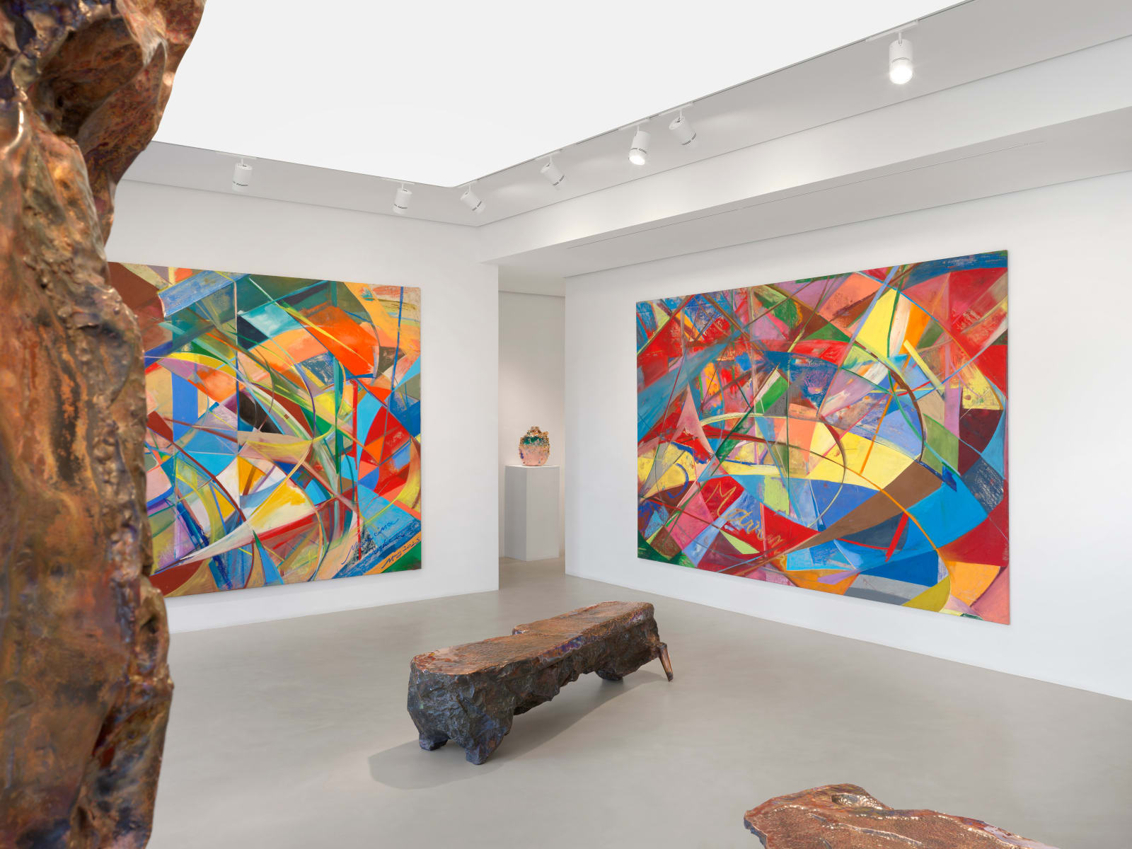 Mariana Oushiro, Calder, 2025