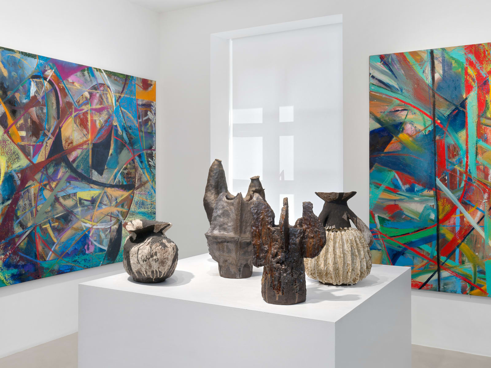 Mariana Oushiro, Calder, 2025