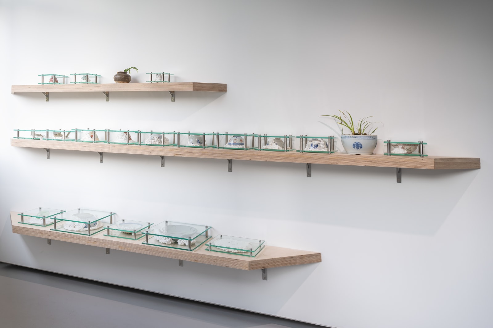 朱樂庭 Natalie CHU Lok Ting, 遺物系列Artefact Series, 2024–2025