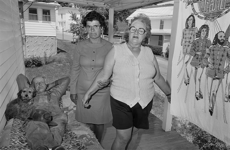 Sage Sohier, Family on porch with dog, Franklin, West Virginia, 1982