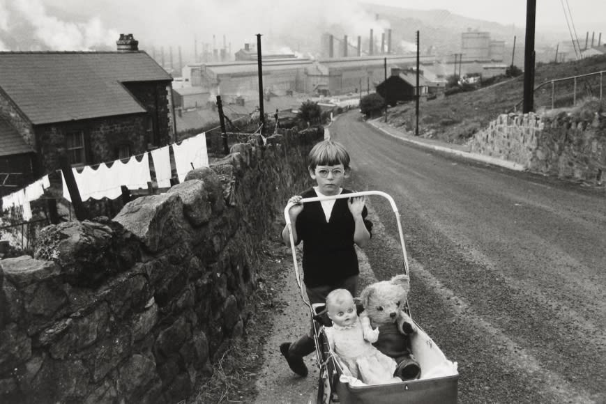 Bruce Davidson, Wales, 1965