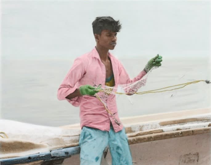 Vasantha Yogananthan, Fisherman #2, 2018