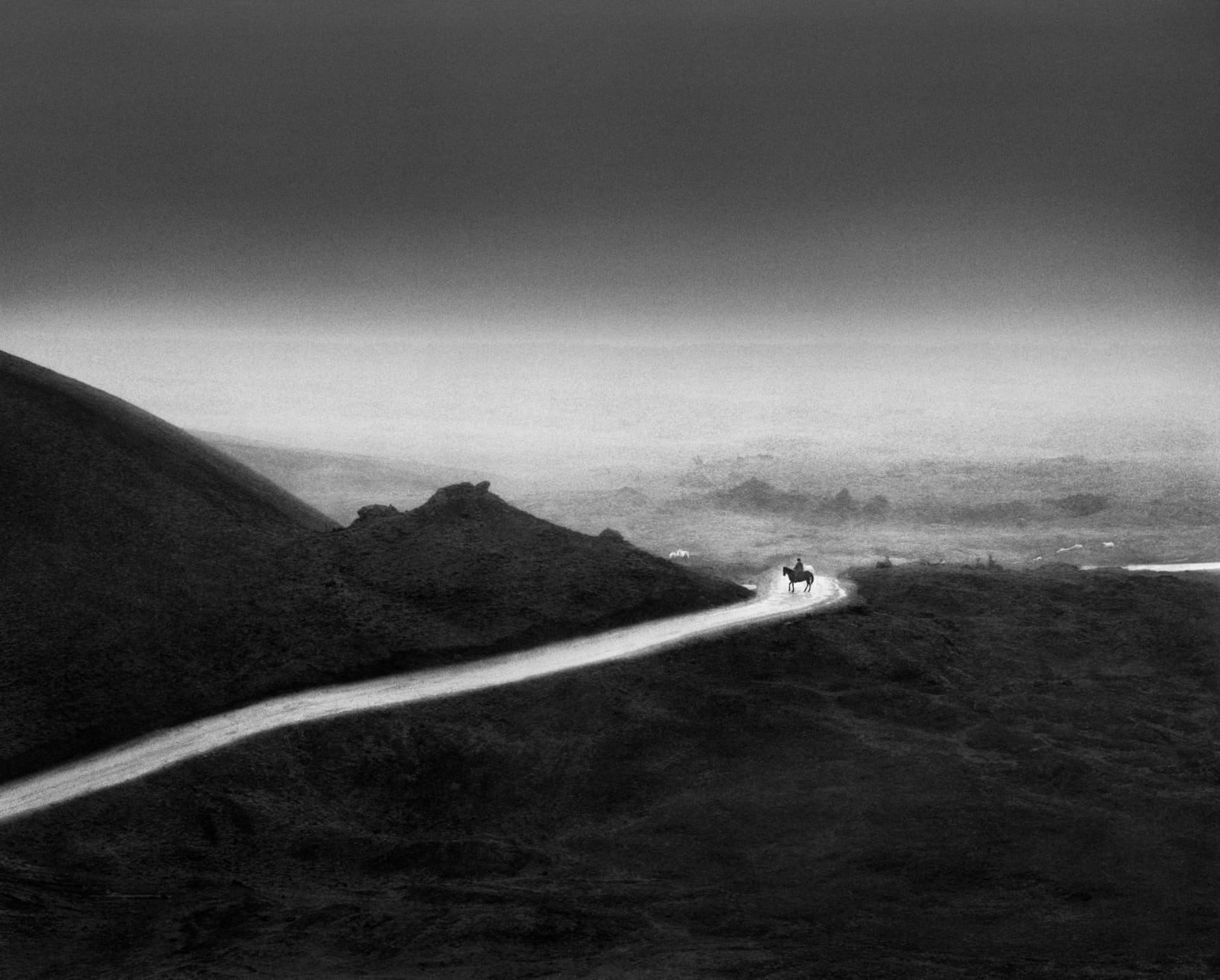 Ragnar Axelsson, Mountain herders on Frostastaðaháls near Landmannalaugar, Iceland, 2008