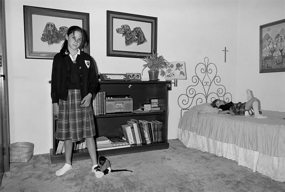 Sage Sohier, Girls with pet monkey and dog portraits, Mexico City, 1985