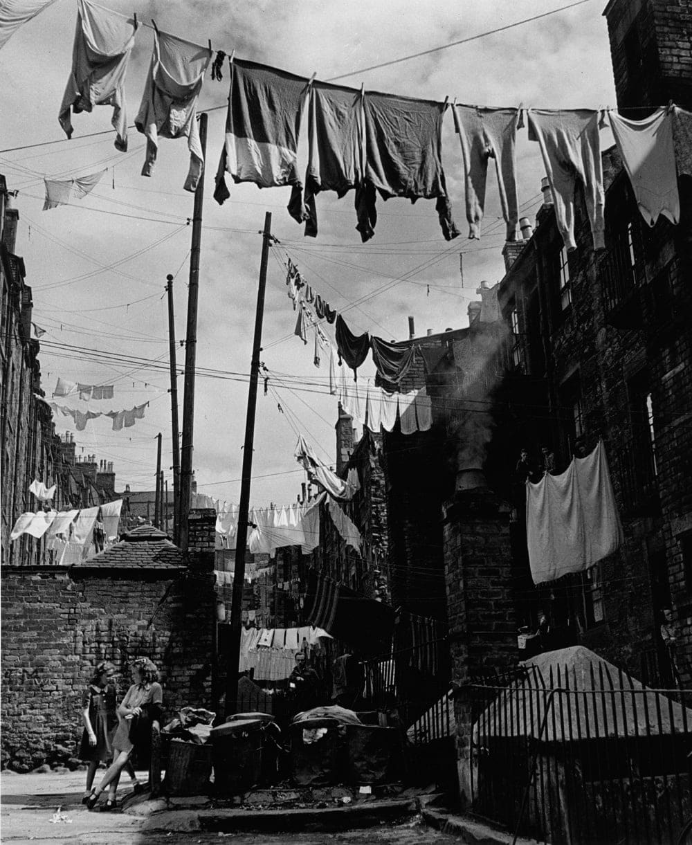 Wolfgang Suschitzky, Dundee, 1944