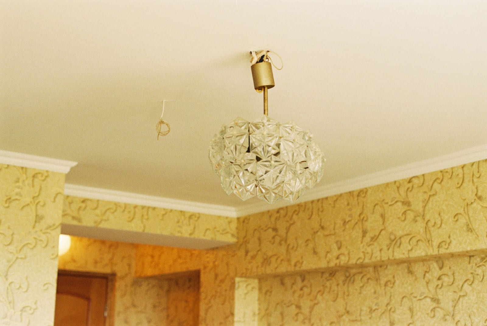 Clarisse d'Arcimoles, Somewhere East #3