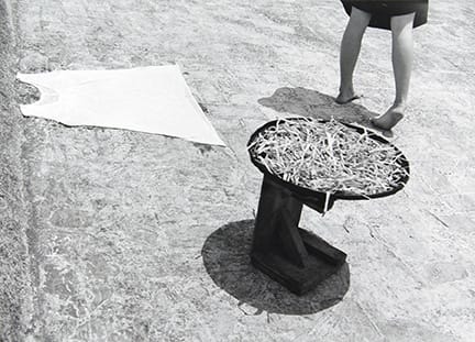 Manuel Alvarez Bravo, Un poco alegre y graciosa, 1942