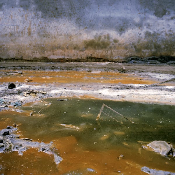 Sophie Gerrard, Acid Pollution in the streets of Mandoli, India, 2006