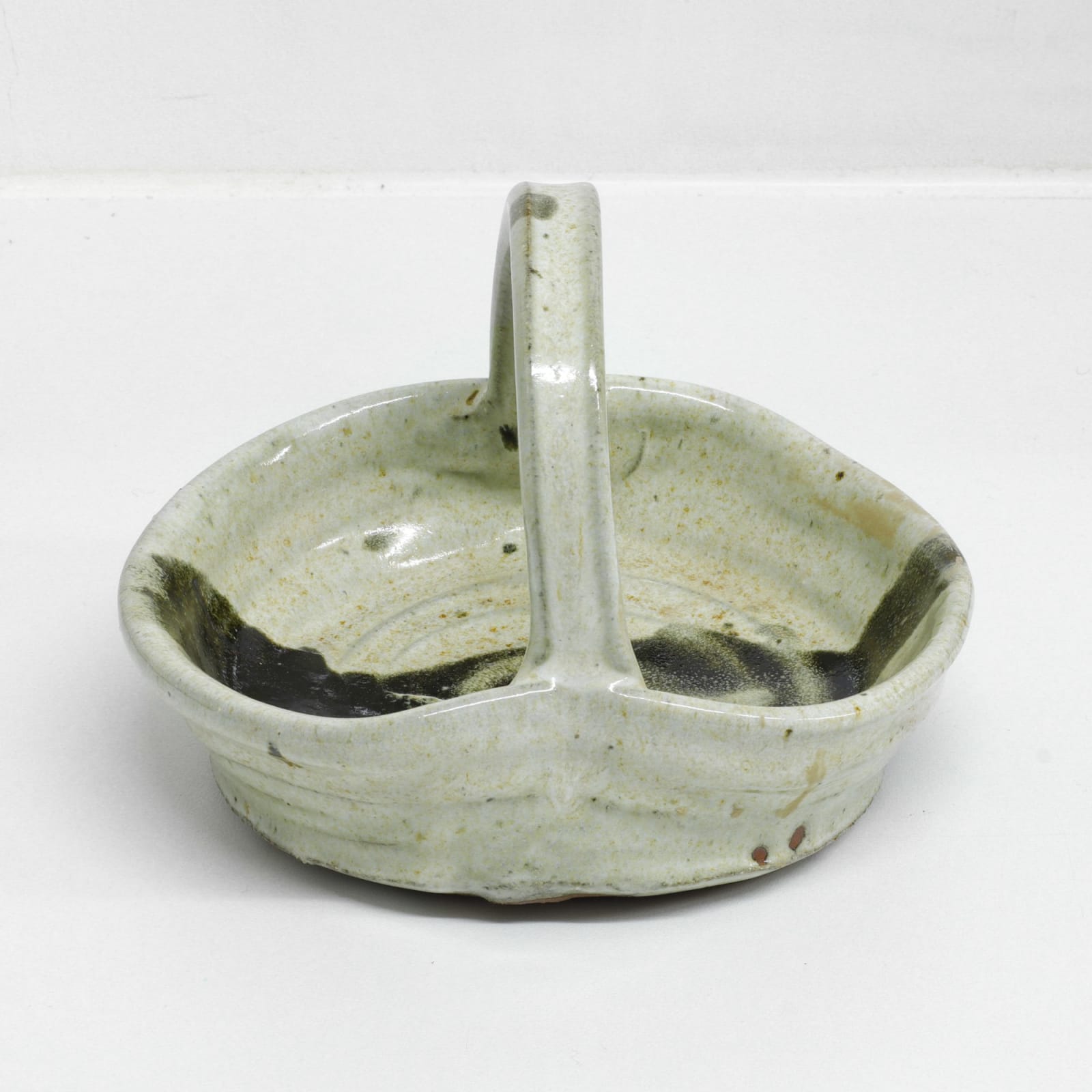 Aaron Angell & Troy Town Art Pottery, AA187