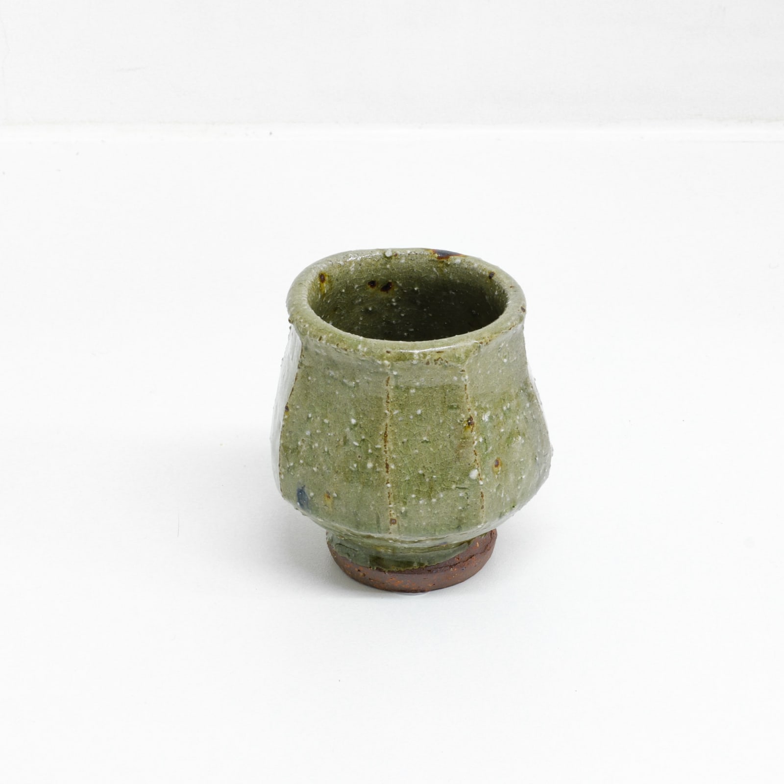 Aaron Angell & Troy Town Art Pottery, AA186