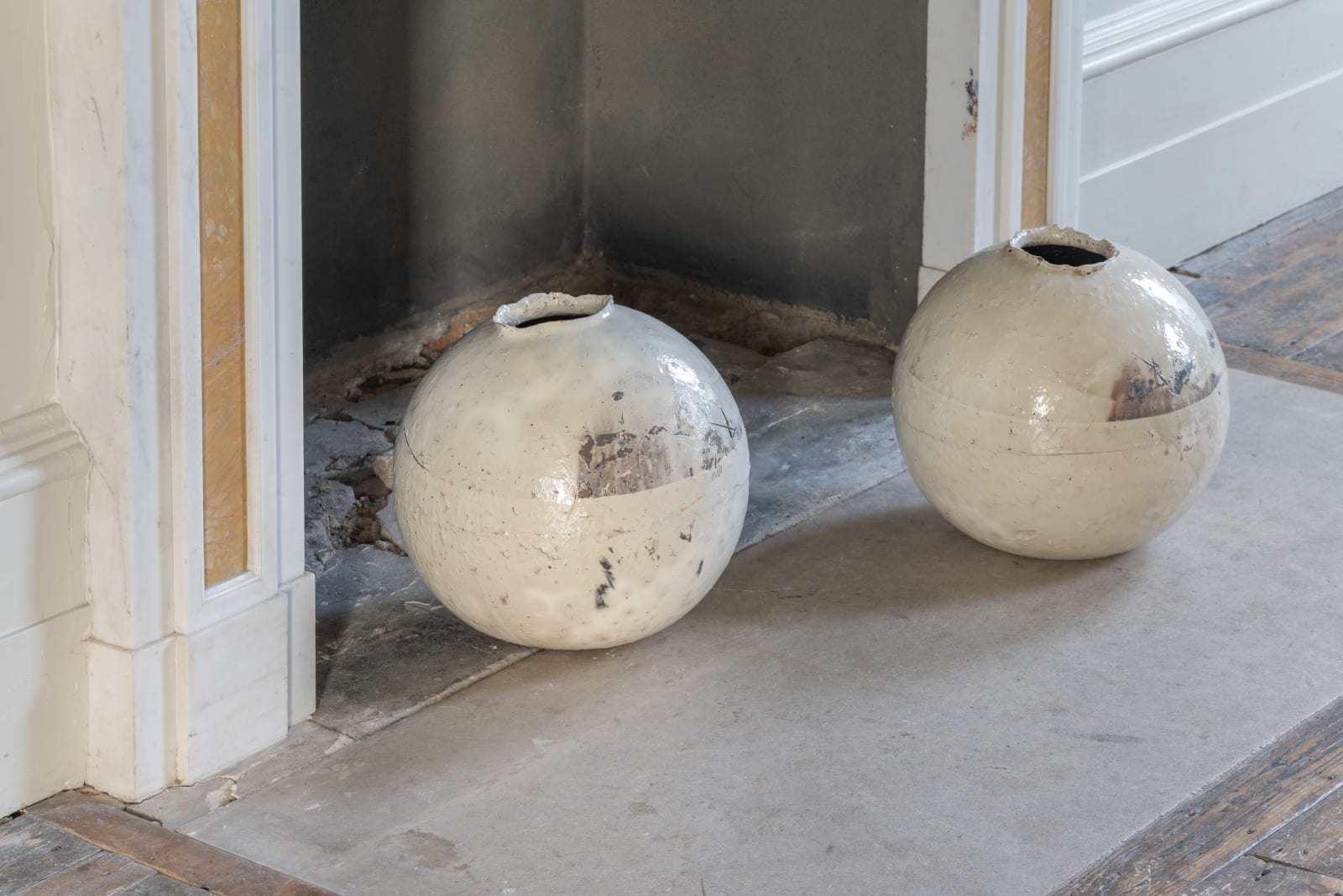 Shiro Tsujimura, Kohiki Round Jar II, 2019