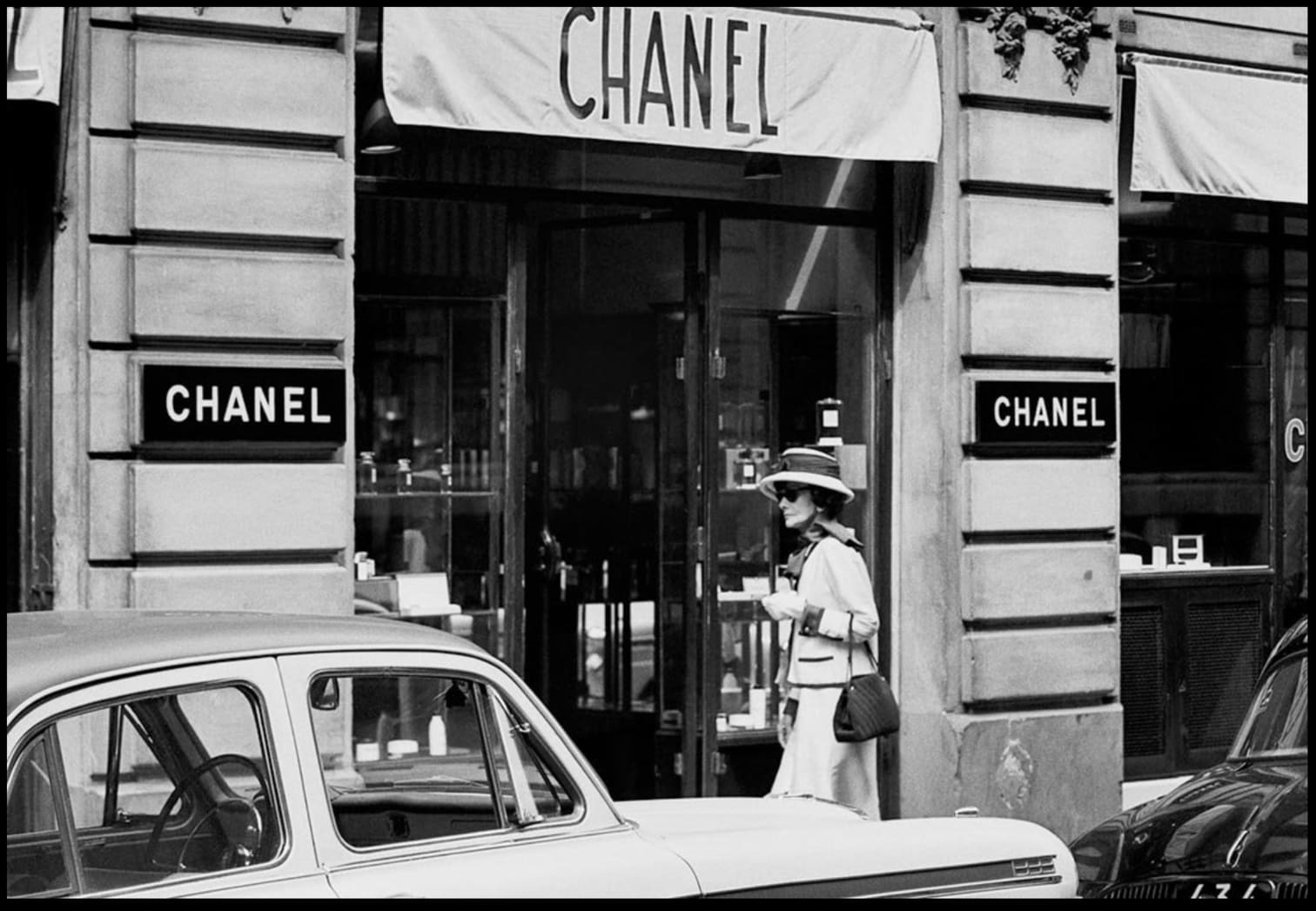 Coco Chanel (roll 16 - frame 23) - Douglas KIRKLAND