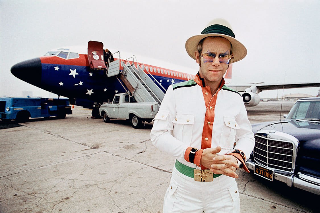 Terry O'Neill, Elton John in California, 1974